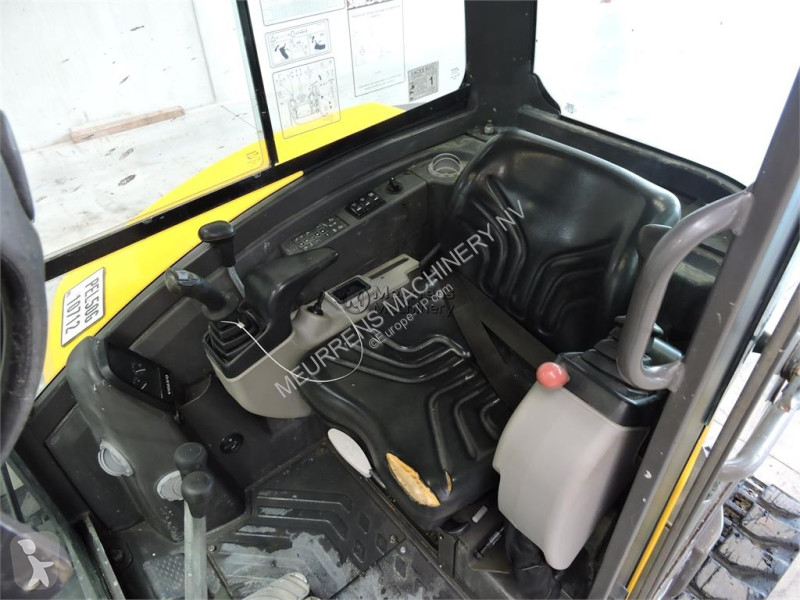 Багер Volvo ECR50 D