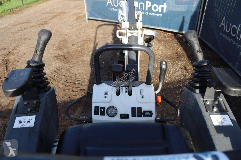Багер Bobcat Z