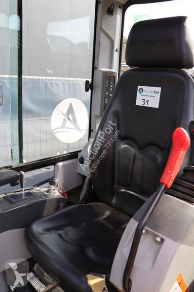 جرافة Eurotrac HE26SR