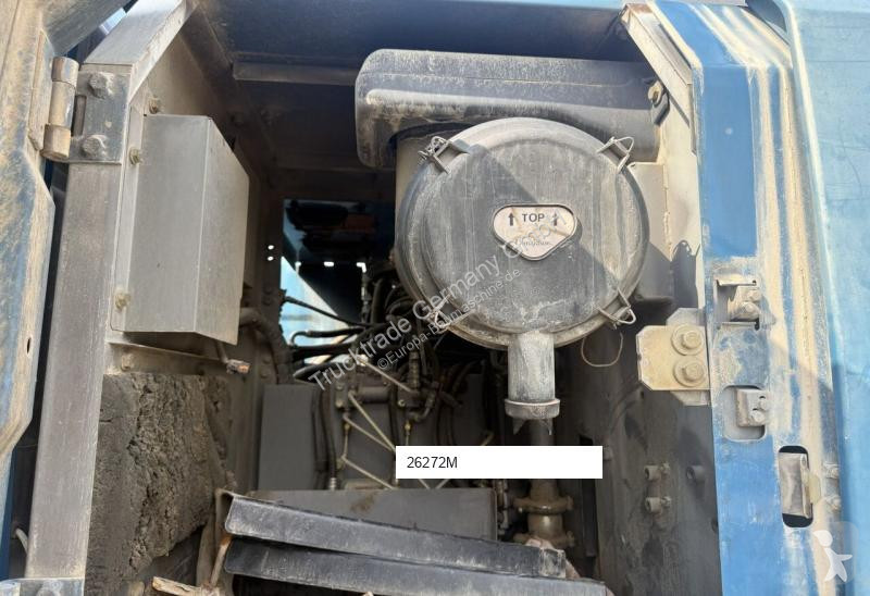 جرافة Hitachi / Swiss-Vehicle