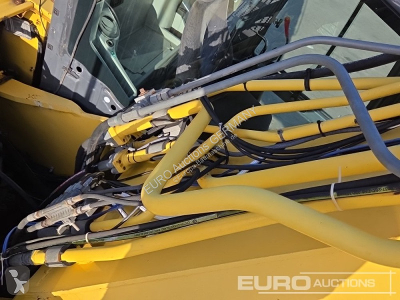Excavadora New Holland