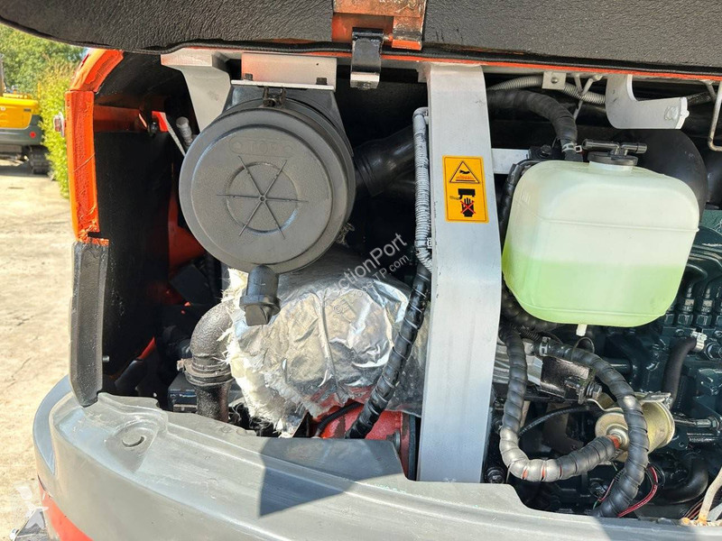 Escavadora Kubota KX155-3SZ