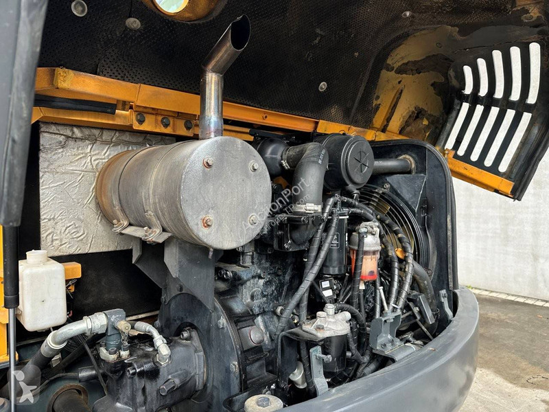Escavadora Hyundai HX55