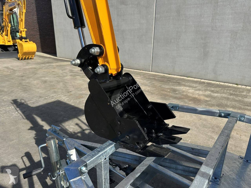 Escavadora JPC HT12