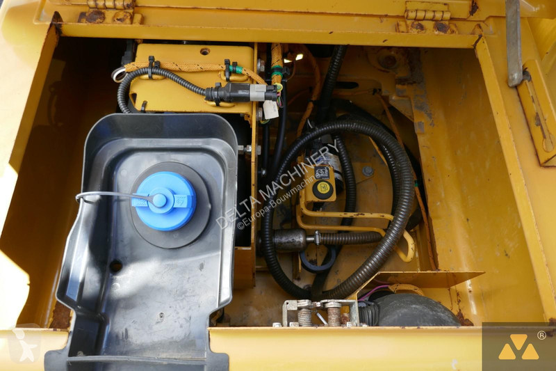 Graafmachine Caterpillar 320FL