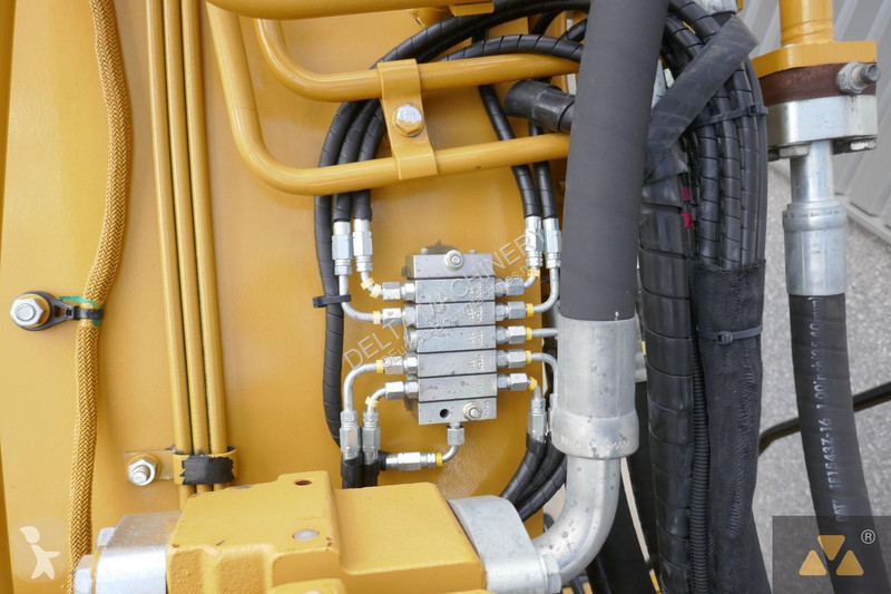 Escavatore Caterpillar 325F LCR