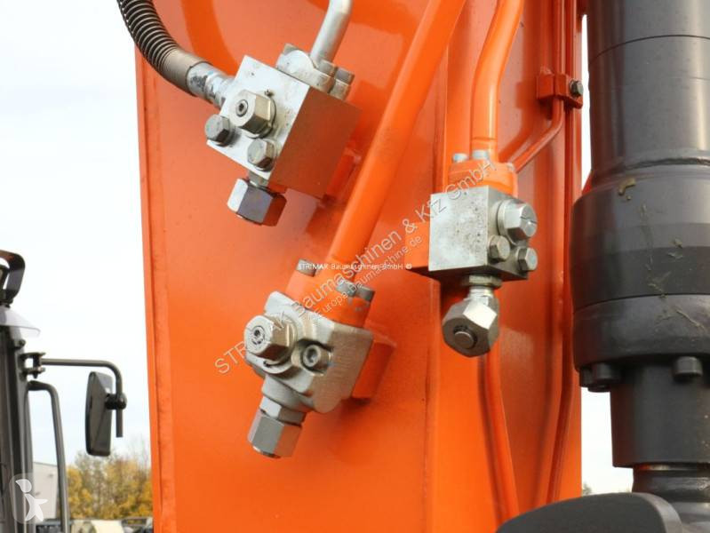 جرافة Doosan DX 140 LC-7