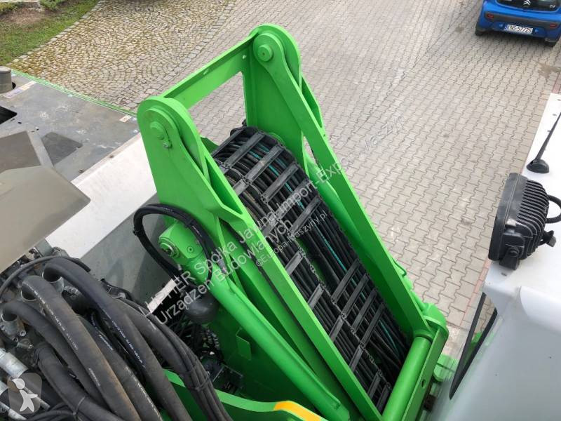 Excavator Sennebogen 830
