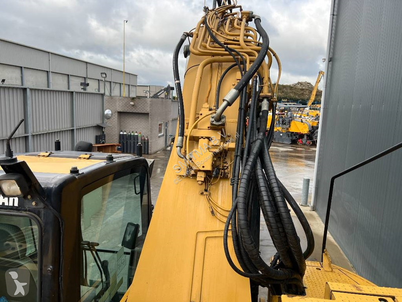 Rýpadlo Caterpillar LCR