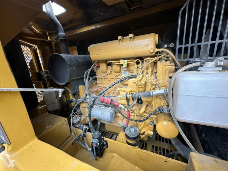 Escavadora Caterpillar 307