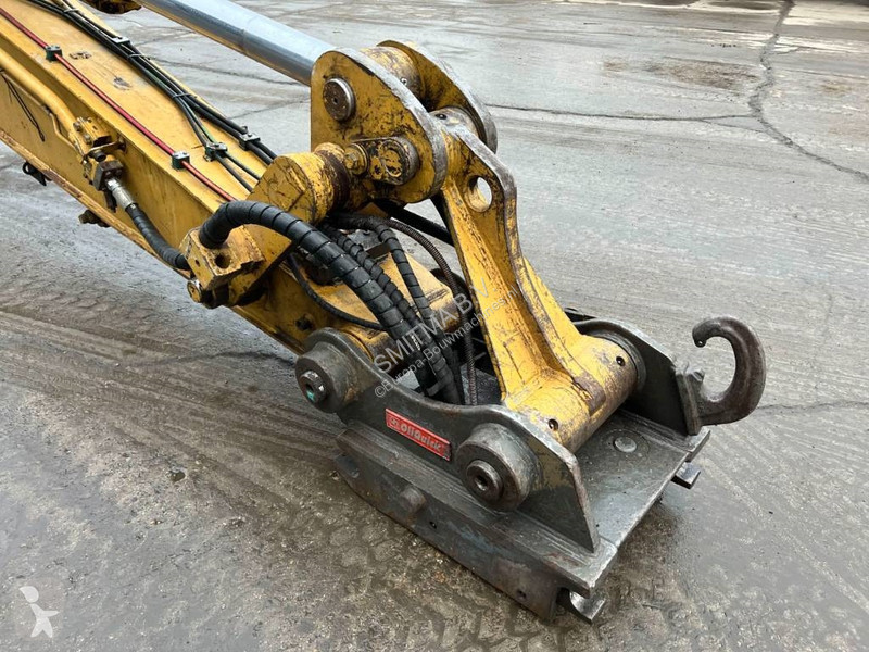 جرافة Caterpillar L UHD - 27m - OilQuick