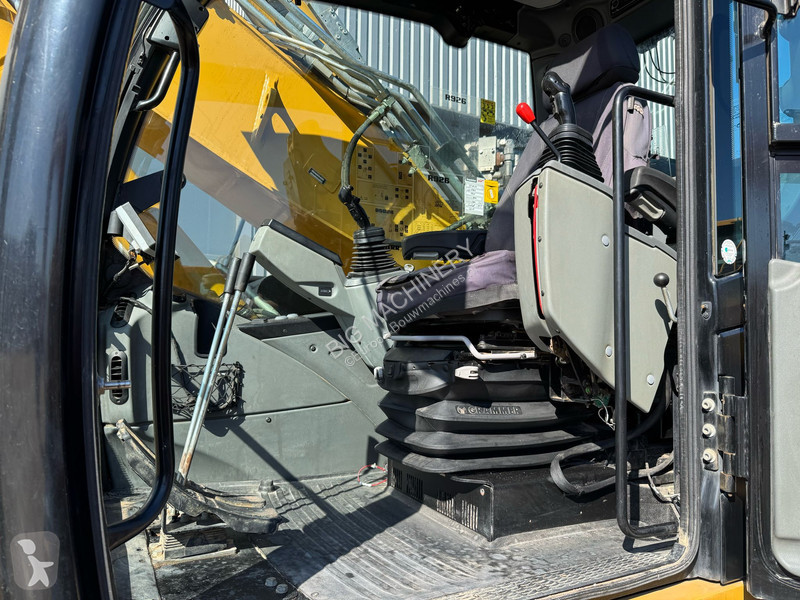 Excavadora Liebherr R926 NLC