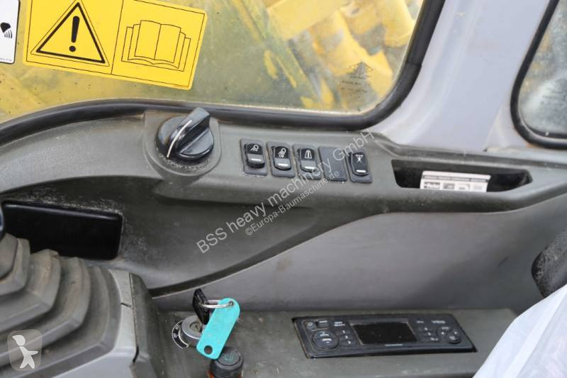 Escavadora Kobelco E305