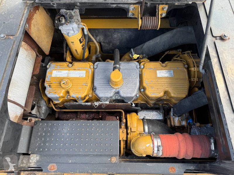 Escavadora Caterpillar ME - Automatic Greasing...