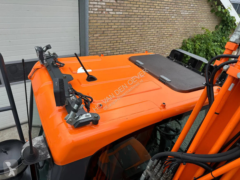 Excavator Doosan -5