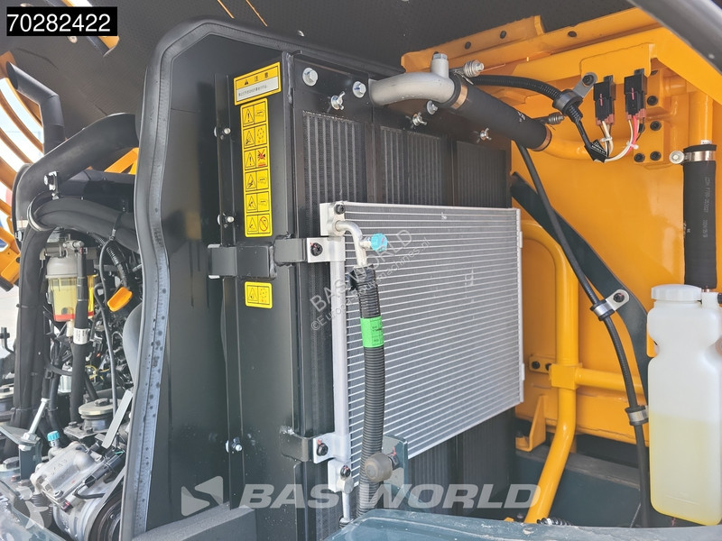 Excavator Hyundai HX80 N A/C - NEW UNUSED