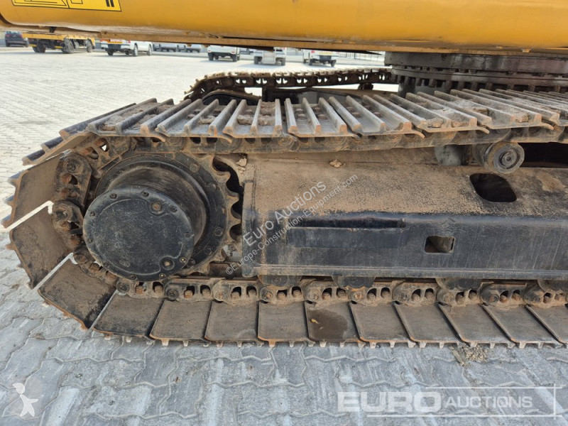 Excavator Caterpillar 3