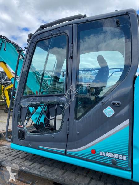 Escavadora Kobelco SK85 MSR-3E / Certificat CE...