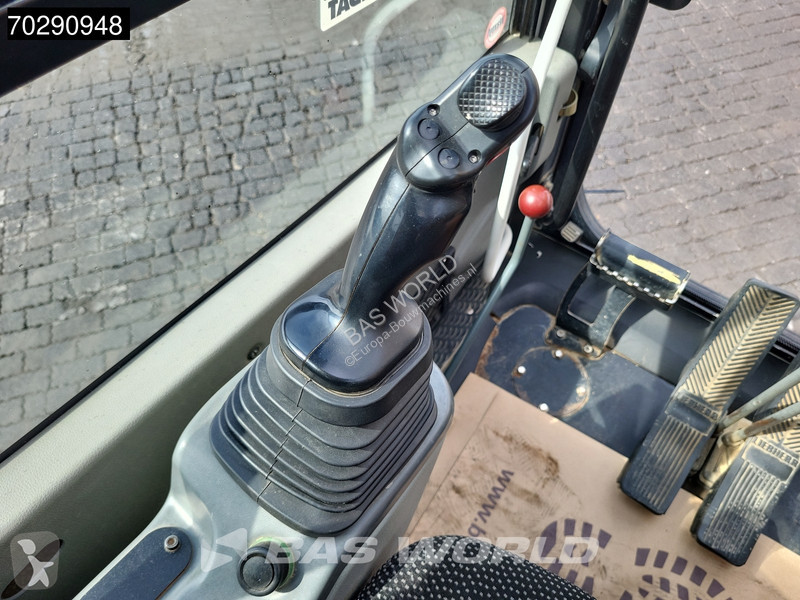 Excavadora Liebherr R922 Litronic