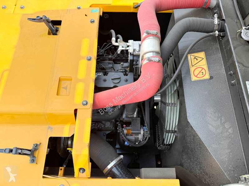 جرافة Hyundai HX360L - New / Unused / Hammer Lines
