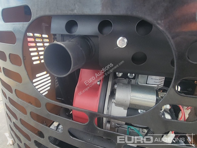 Escavadora JPC HT12