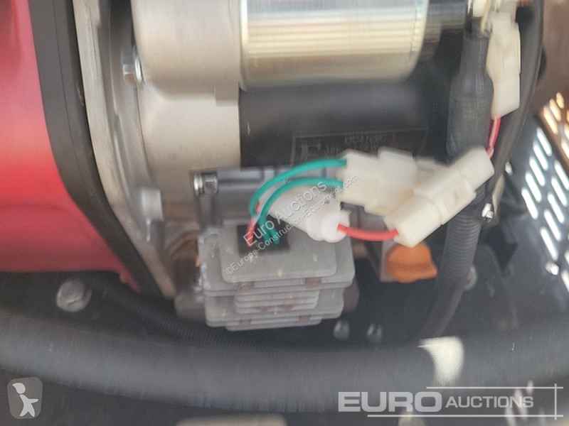 Escavadora JPC HT12