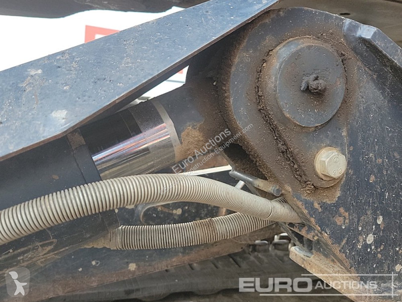 Escavatore Hitachi B-6