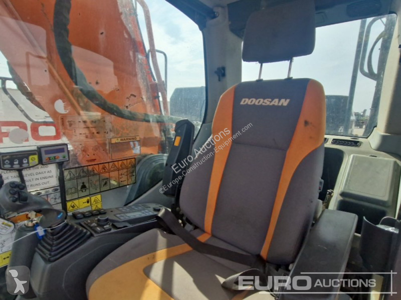 جرافة Doosan -5