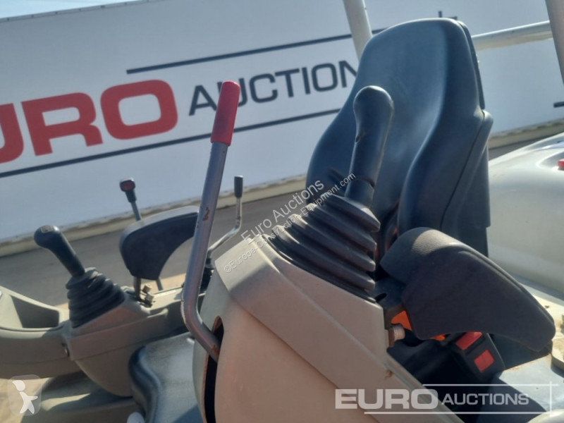 Skovel Takeuchi TB216