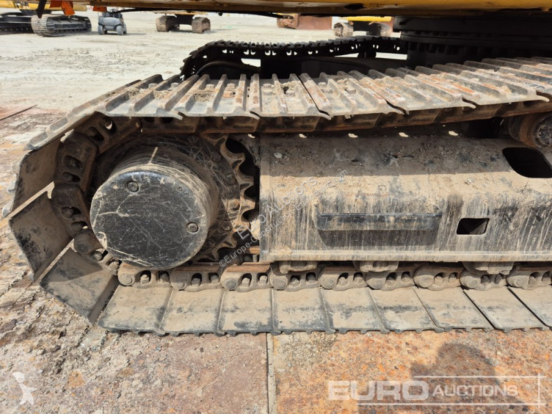 Excavator Caterpillar 3
