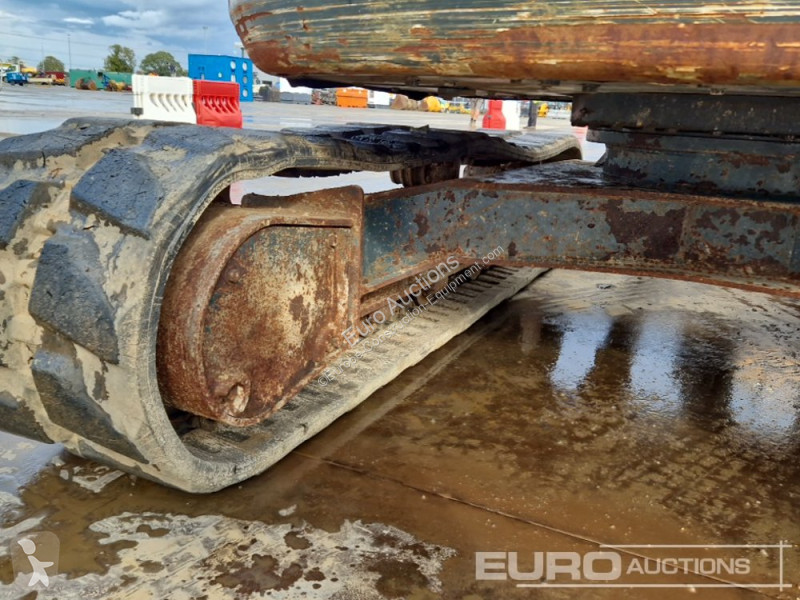 Lopatový nakládač Hyundai R80CR-9