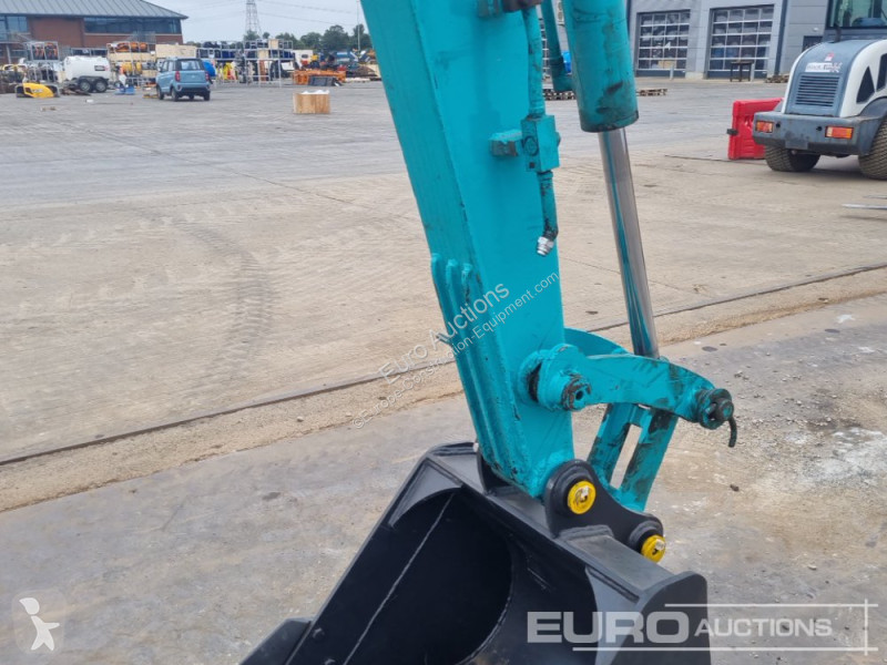 Escavadora Kobelco -C