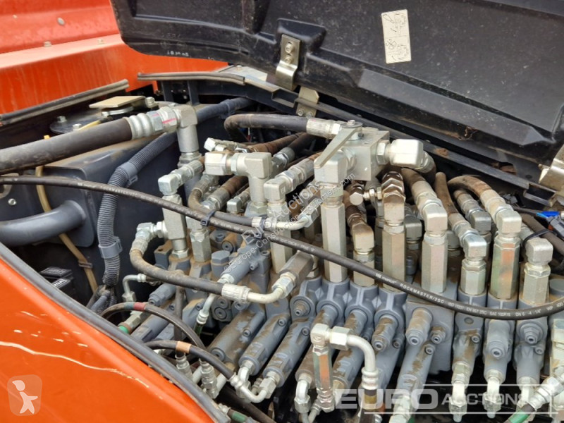 Escavatore Kubota KX080-4A2