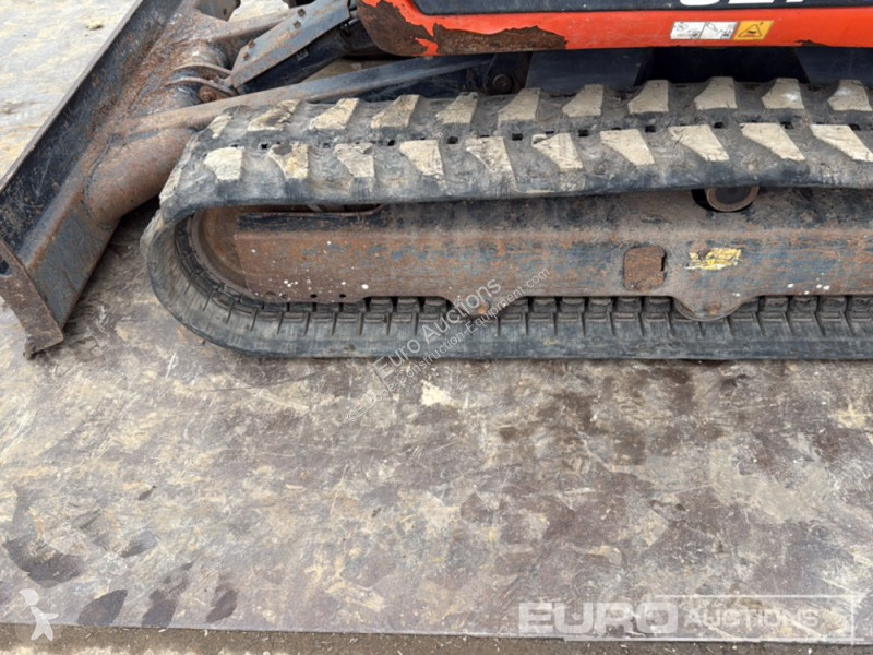 جرافة Kubota U27-4