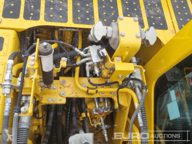 Excavator Komatsu -11E0