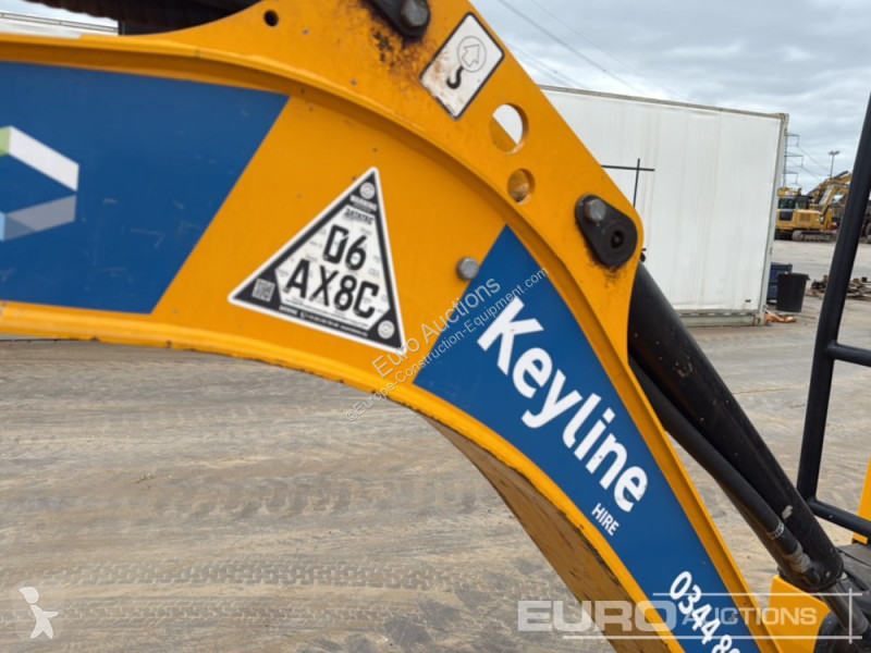 جرافة JCB 16C-1