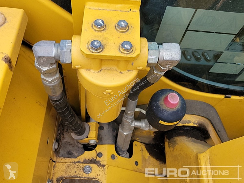Escavatore Komatsu PC138US-11