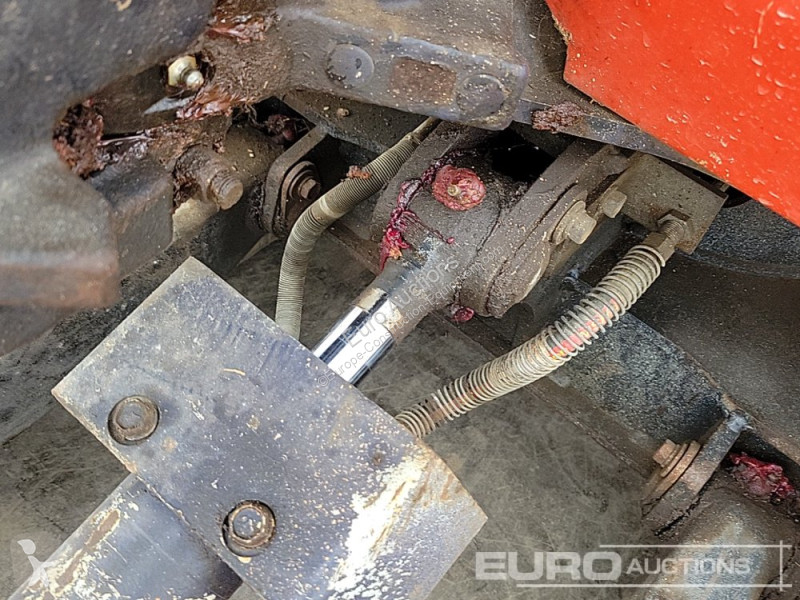 Lopatový nakládač Kubota KX015-4