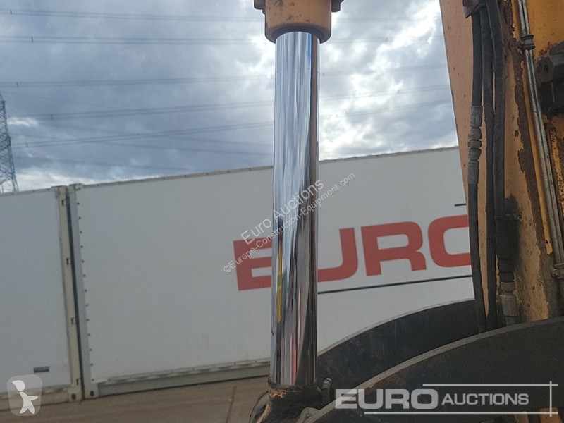 Lopatový nakládač Hyundai R140W-9A