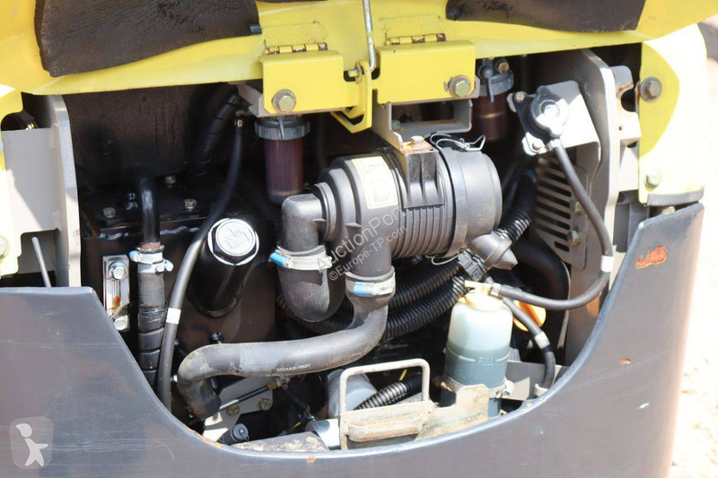 Escavatore Yanmar SV17-EX