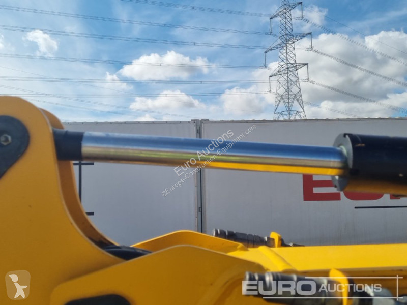 Excavator JCB 16C-1