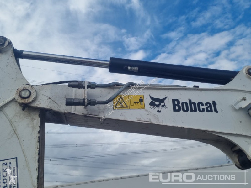 Escavadora Bobcat