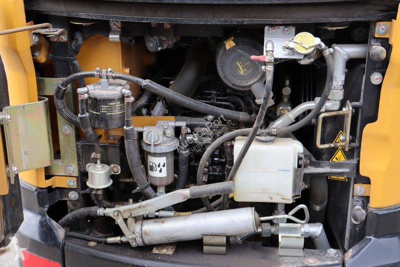 جرافة Sany SY18C