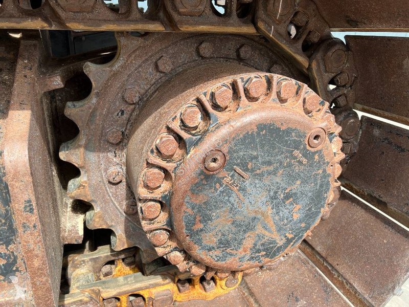 Excavator Caterpillar L