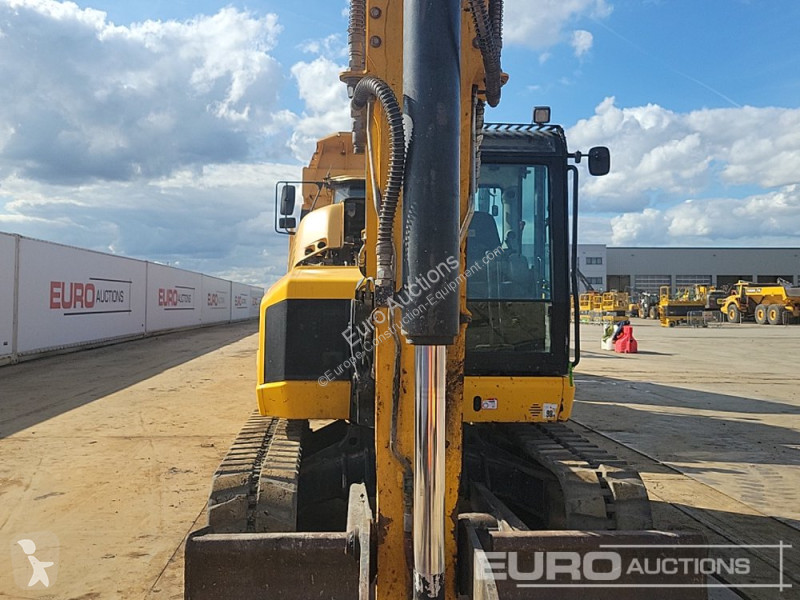 Lopatový nakládač JCB 86C-1
