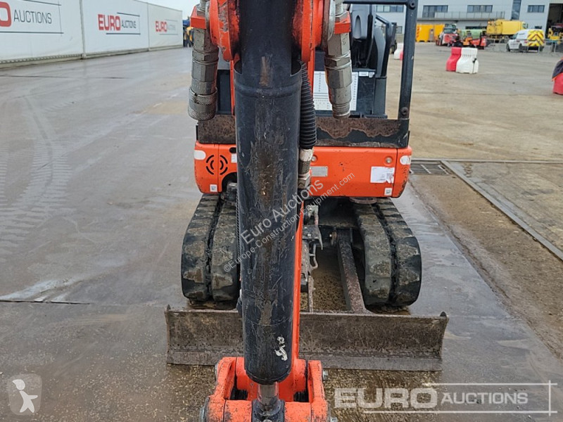 Lopatový nakládač Kubota KX015-4