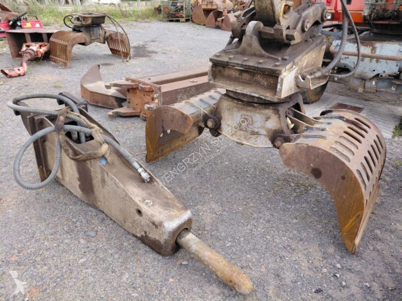 Lopatový nakládač Atlas Terex