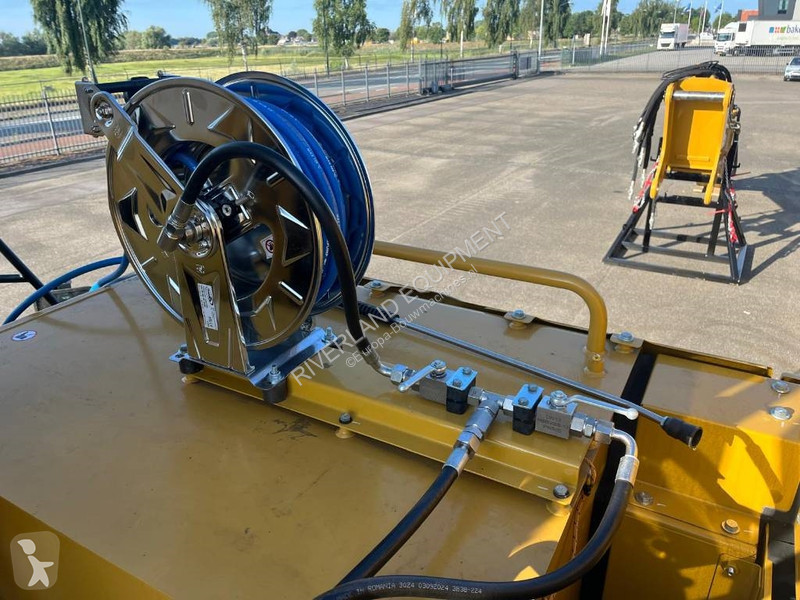 Rýpadlo Caterpillar 395 UHD new unused 2025