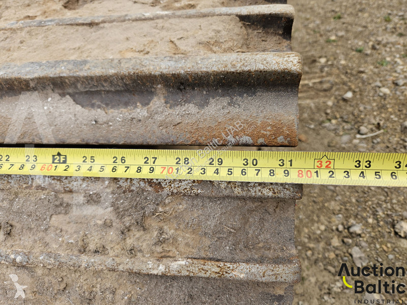 جرافة Komatsu 11