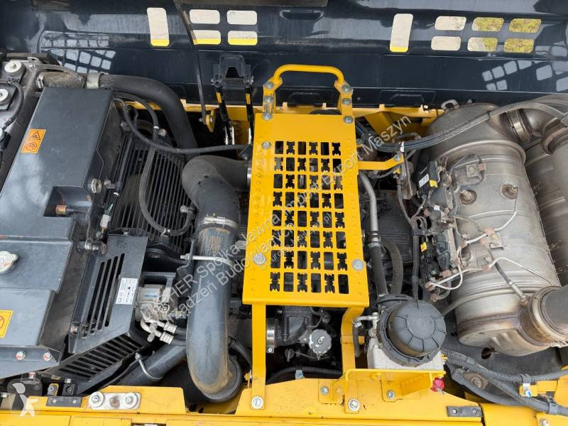جرافة Komatsu PC360LC-11E0